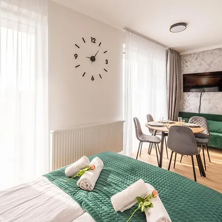 Apartmán Horyzont Apartamenty- Studio- Sauna&fitness -baltycka 2- Sniadania
